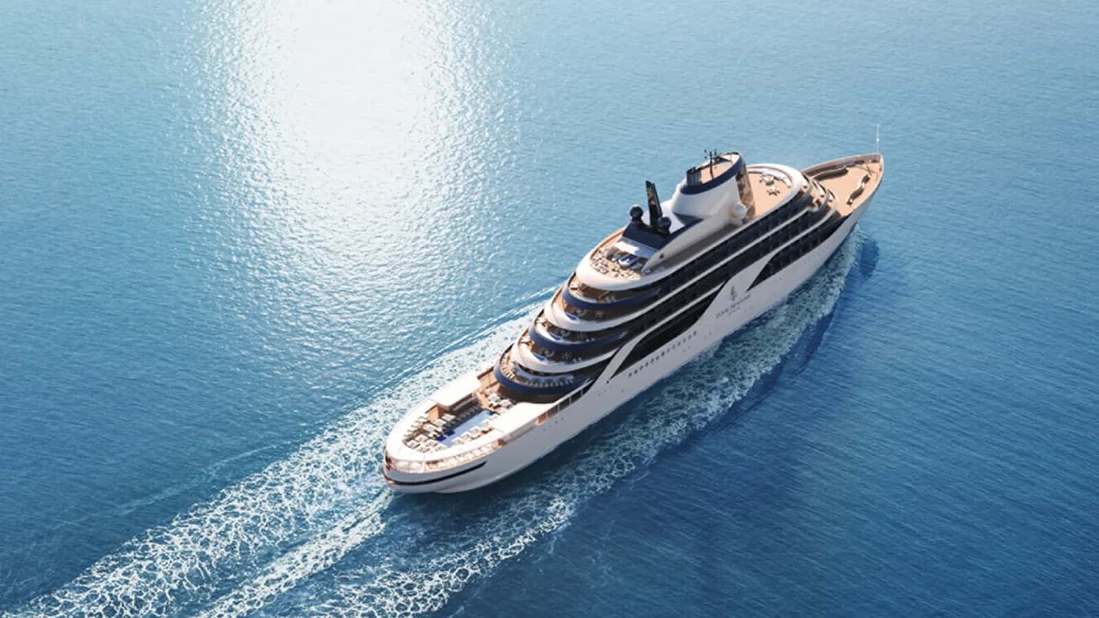 Four Seasons Yacht cruising in the Bahamas