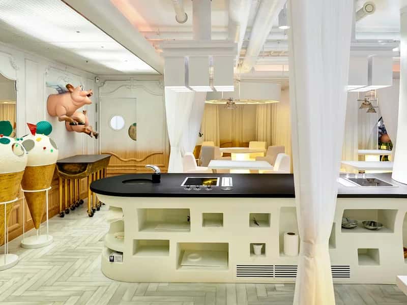 DiverXO theatrical dining room in Madrid