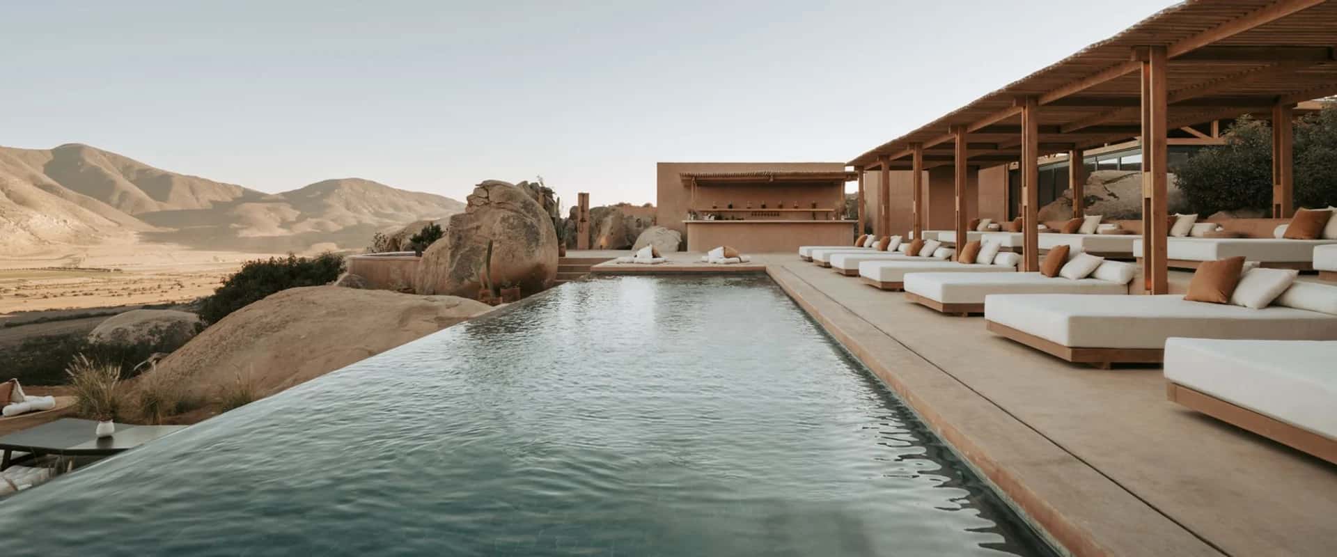 DS Tijme pool — Design Hotels boutique property